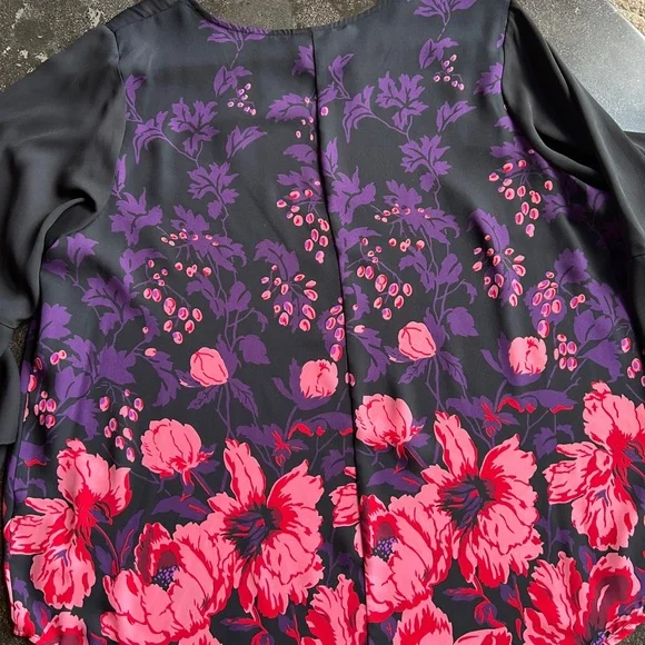 Liz Claiborne Woman Floral Blouse - Size 1X/2X - Picture 11 of 11